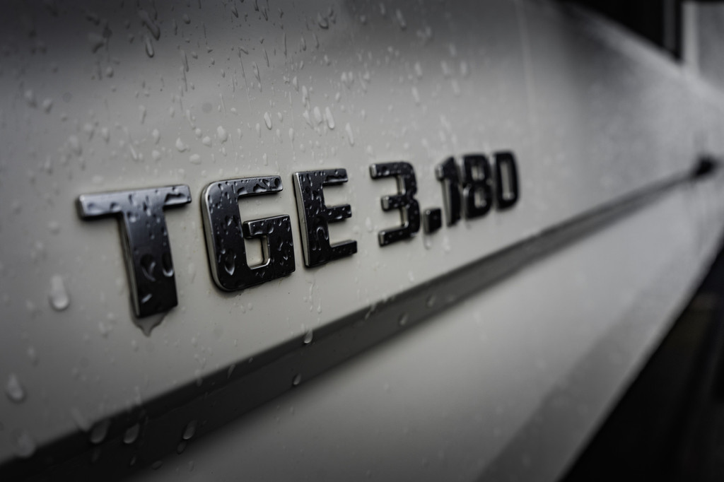 MAN TGE 35 2.0 177PK | L3H3 | Automaat | Carplay | Cruise | Airco | 3.0T Trekgewicht 17