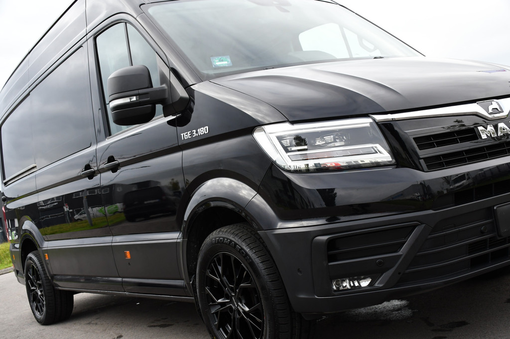 MAN TGE 35 2.0 L3H3 Black Edition Adaptieve Cruise, Camera, Clima, LED, Stoelverwarming, 177PK, Automaat, Carplay, NAVI, Uniek! 21