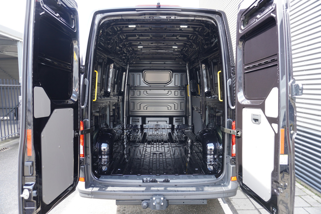 MAN TGE 35 2.0 Standaard L3 Hoog MAN TGE 3.140 Automaat L3H3 9