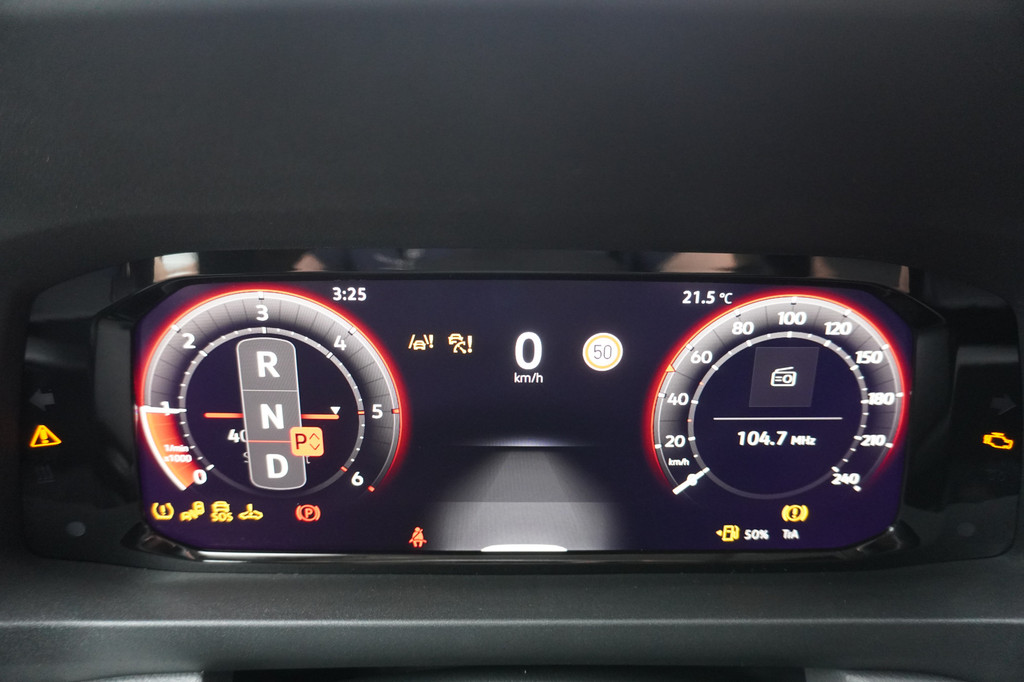 MAN TGE 35 2.0 Standaard L3 Hoog Man TGE 35 2.0 Standaard L3 Hoog Aut 2 schuifdeuren FACELIFT Commander BOMVOL! 14