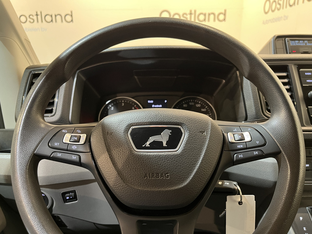 MAN TGE 50 2.0 L3H3 180 PK DL DSG Automaat / Servicebus / GVW 5.000 KG / Bott Inrichting / Swinglift Kraan / Trekhaak 3500 KG / 220V. / Euro 6 / Airco / CarPlay / Camera / Cruise Control / 53.000 KM !! C-Rijbewijs !! 16