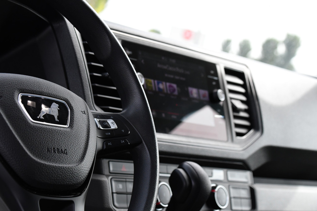 MAN TGE 3.140 35 2.0 L3H3 PB Edition Camera, Cruise, Carplay, Automaat, Sensoren, LED, 140pk, Multimedia, Sensoren, Trekhaak, 15