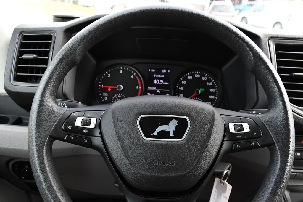 MAN TGE 3.140 35 2.0 L3H3 PB Edition Camera, Cruise, Carplay, Automaat, Sensoren, LED, 140pk, Multimedia, Sensoren, Trekhaak, 16