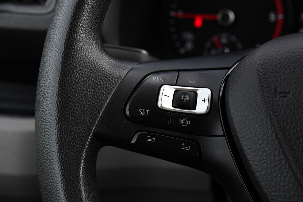 MAN TGE 3.140 35 2.0 L3H3 PB Edition Camera, Cruise, Carplay, Automaat, Sensoren, LED, 140pk, Multimedia, Sensoren, Trekhaak, 17