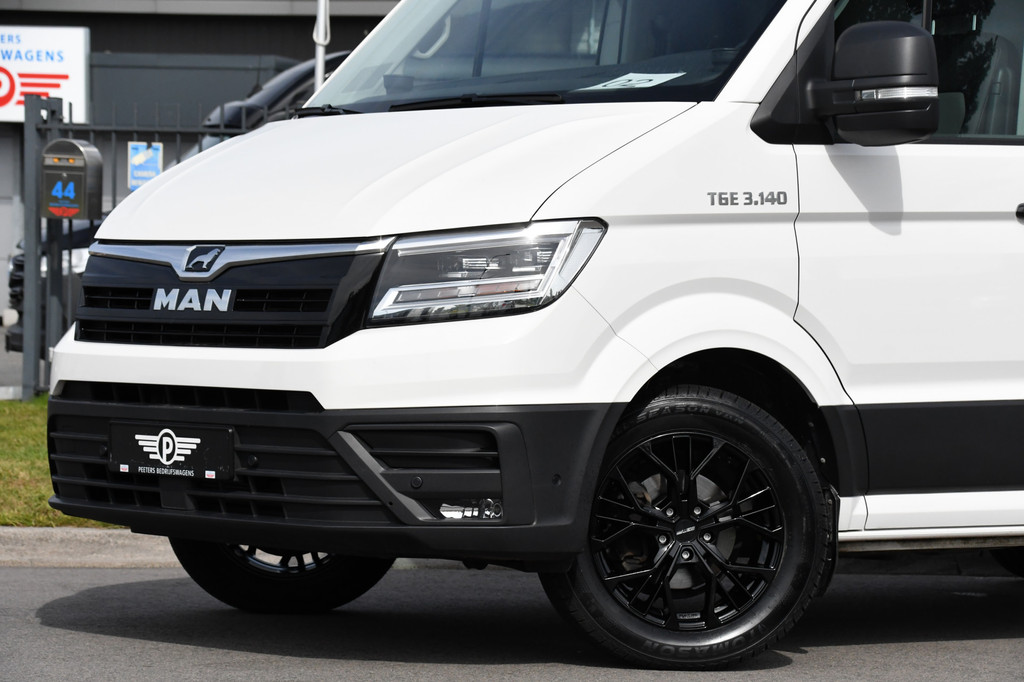 MAN TGE 3.140 35 2.0 L3H3 PB Edition Camera, Cruise, Carplay, Automaat, Sensoren, LED, 140pk, Multimedia, Sensoren, Trekhaak, 7