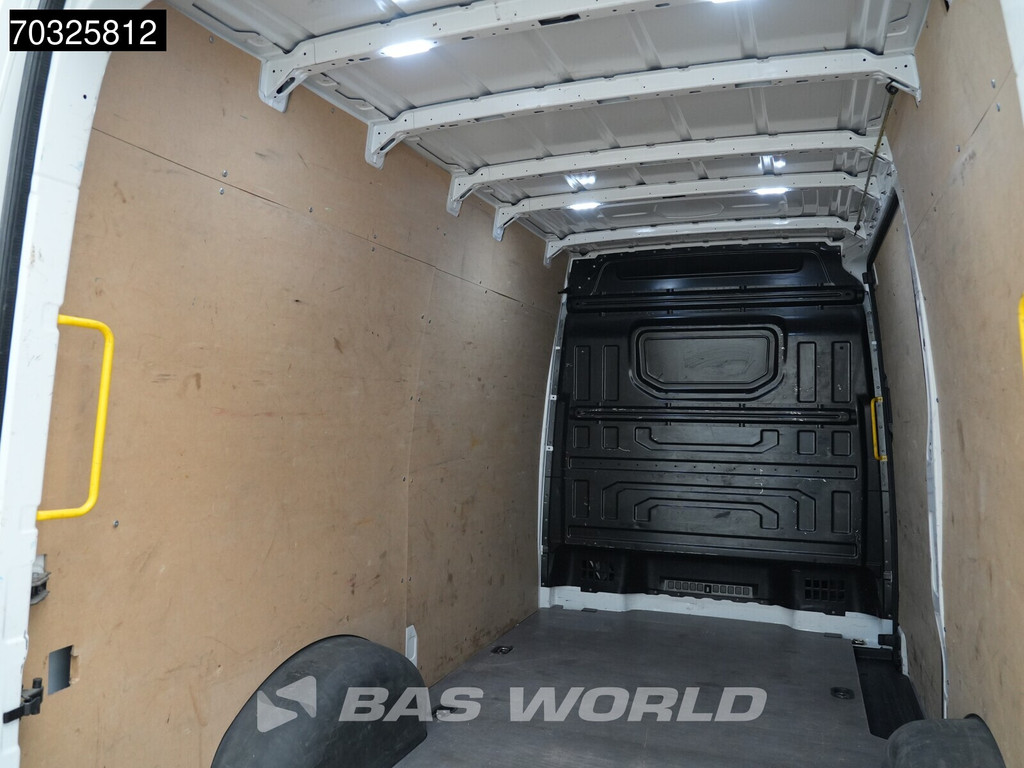 MAN TGE 3.140 Automaat L3H3 Airco Cruise Camera Parkeersensoren v+a Euro6 L2H2 Airco Cruise control 10