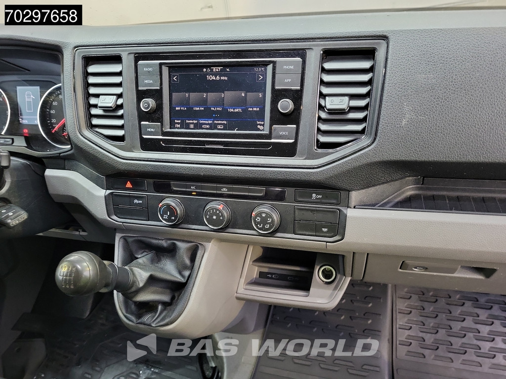 MAN TGE 3.140 Bakwagen Achterdeuren Airco Cruise Camera Euro6 Meubelbak Koffer Airco Cruise control 12