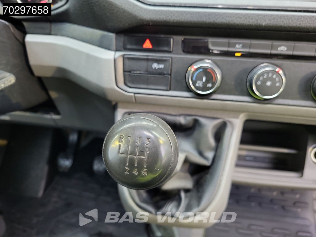 MAN TGE 3.140 Bakwagen Achterdeuren Airco Cruise Camera Euro6 Meubelbak Koffer Airco Cruise control 15