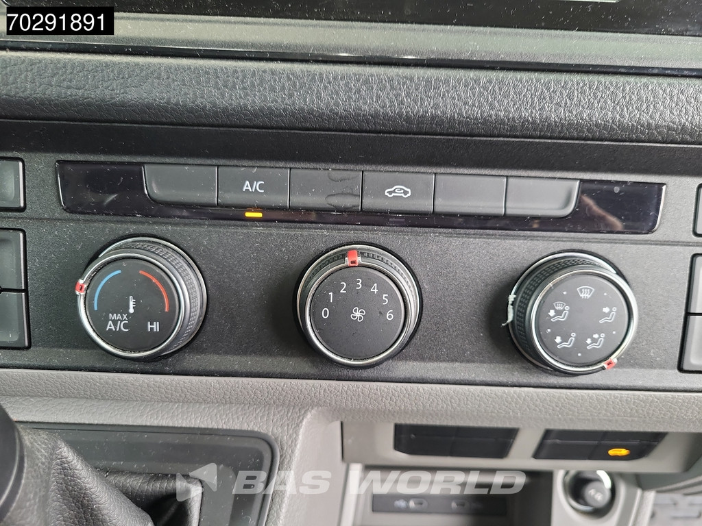 MAN TGE 3.140 Laadklep Automaat Bakwagen Airco Cruise Camera Euro6 Meubelbak Koffer 20m3 Airco Cruise control 15