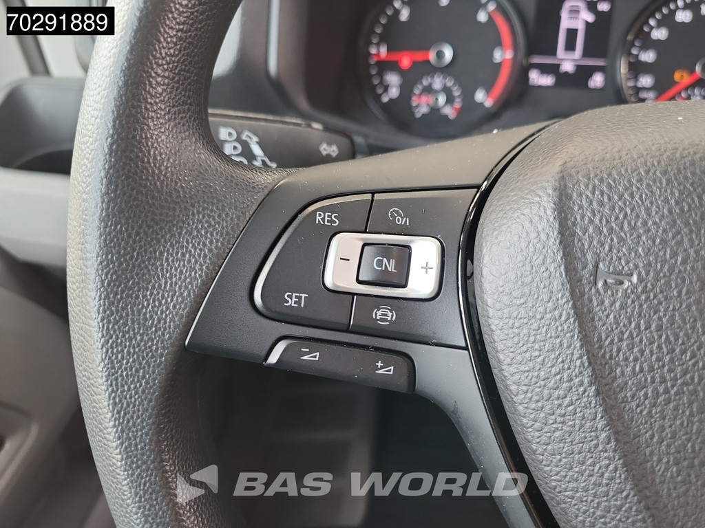 MAN TGE 3.140 Laadklep Automaat Bakwagen Airco Cruise Camera Euro6 Meubelbak Koffer 20m3 Airco Cruise control 17