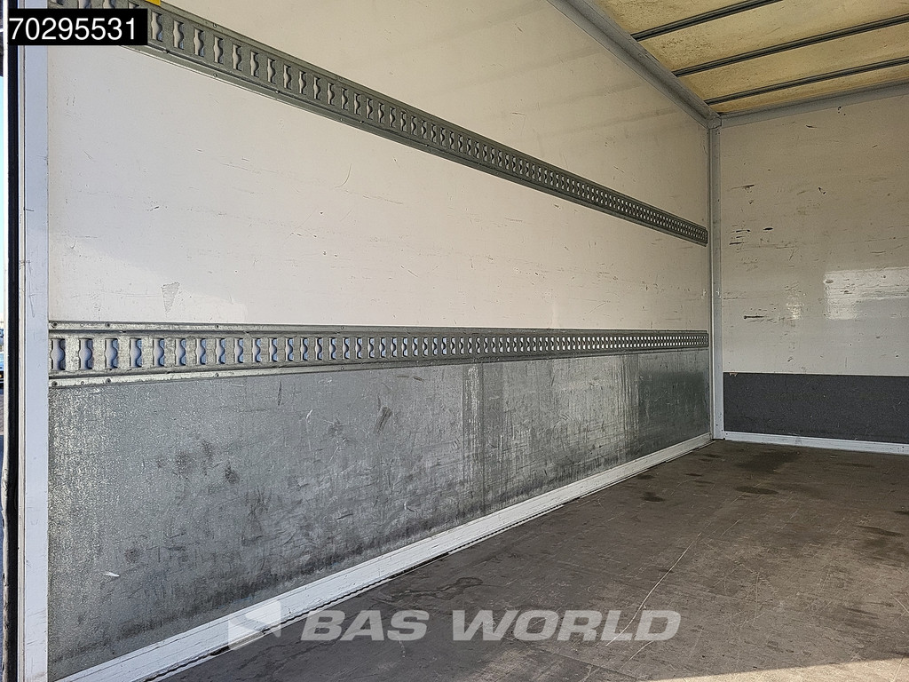 MAN TGE 3.140 Laadklep Automaat Bakwagen Airco Cruise Camera Euro6 Meubelbak Koffer 20m3 Airco Cruise control 8