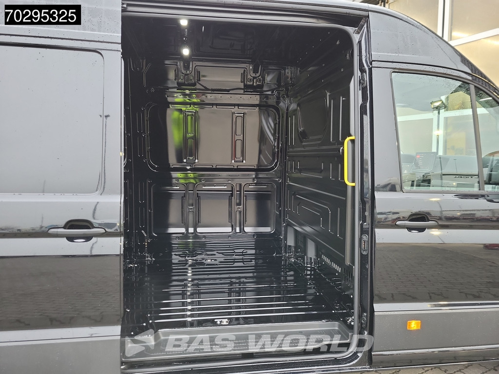 MAN TGE 3.180 Automaat 2025 model Facelift Black Edition L3H3 Trekhaak ACC LED Navi Camera Parkeersensoren Euro6 L2H2 11m3 Airco Trekhaak 9