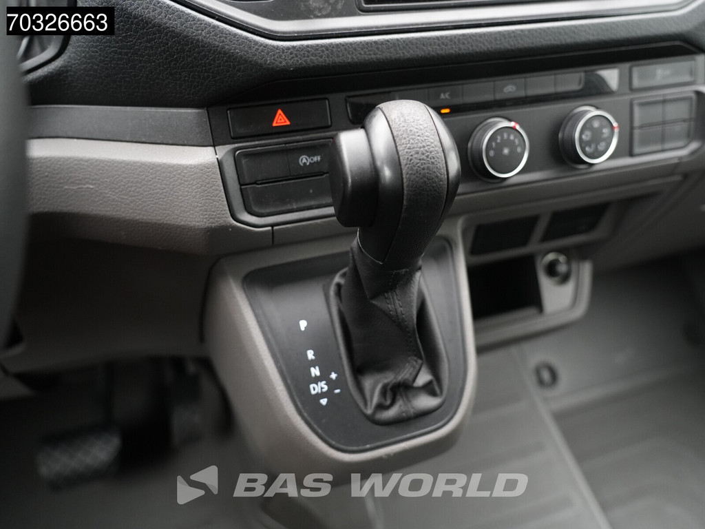 MAN TGE 3.180 Automaat Laadklep 180PK Bakwagen Navi Airco Cruise Camera DHollandia Euro6 Meubelbak Koffer Airco Cruise control 19
