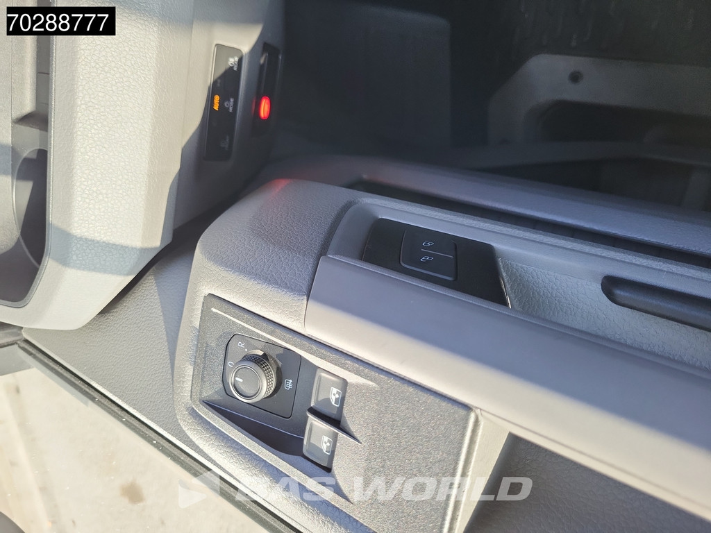 MAN TGE 3.180 Automaat Laadklep Bakwagen 2025 Facelift Navi LED Airco Cruise Euro6 Meubelbak Koffer 21m3 Airco Cruise control 21