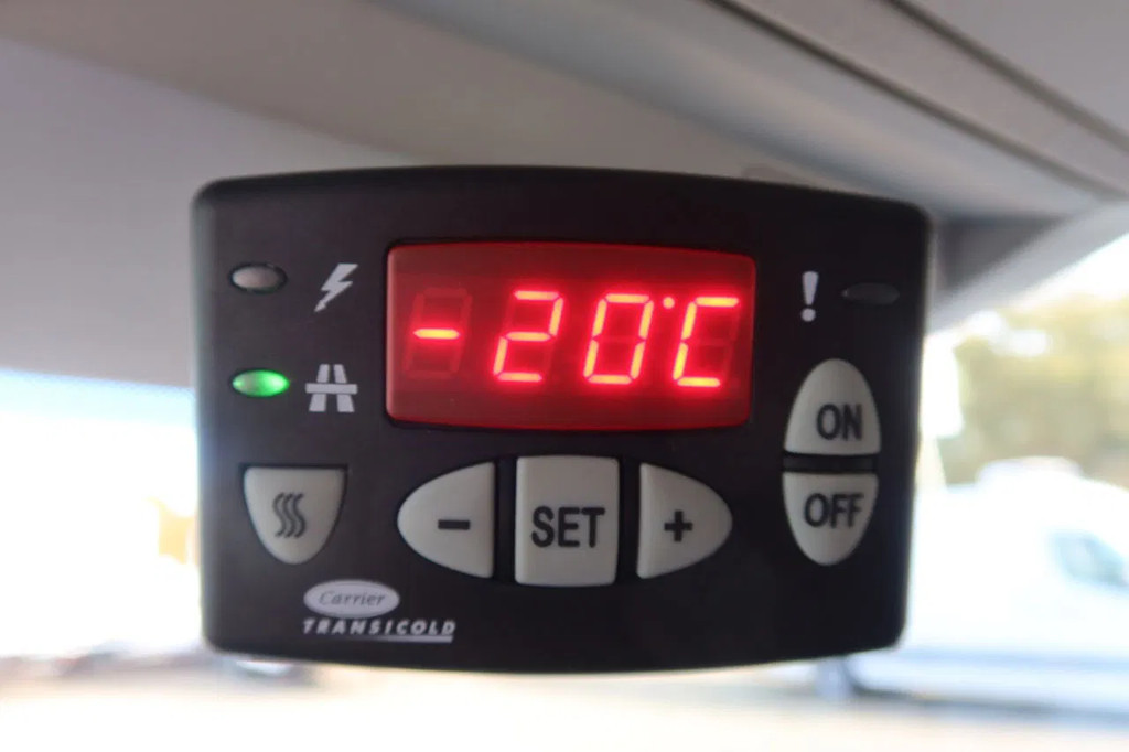 MAN TGE 50.160 Koel/Vries/Verwarmen + nachtaansluiting Carrier Xarios 350 L4/H2 automaat. Dubbel lucht. 17