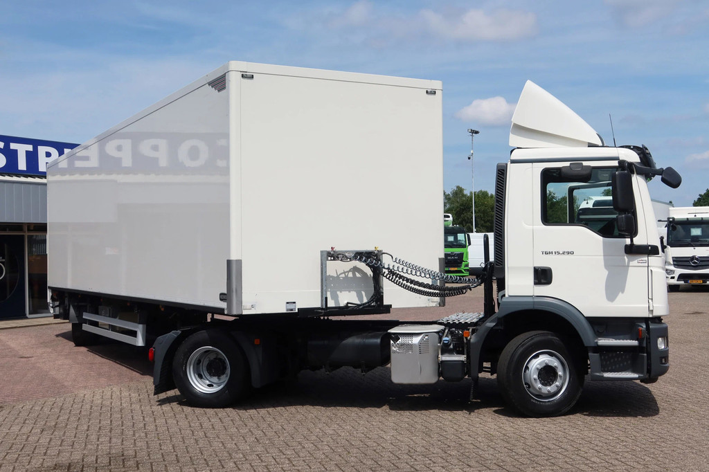 MAN TGM 15.290 Trekker + Heiwo city trailer geisoleerd + klep Dhollandia 2500 KG 17