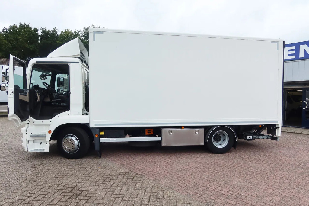 MAN TGM TGM 12.250 Dhollandia 2.000 kg Geisoleerde bak. Volledige luchtvering 11