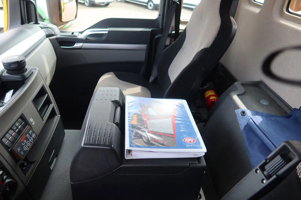 MAN TGS 33.420 2 Zijdige kipper + kraan 6x6 Stuur as 11