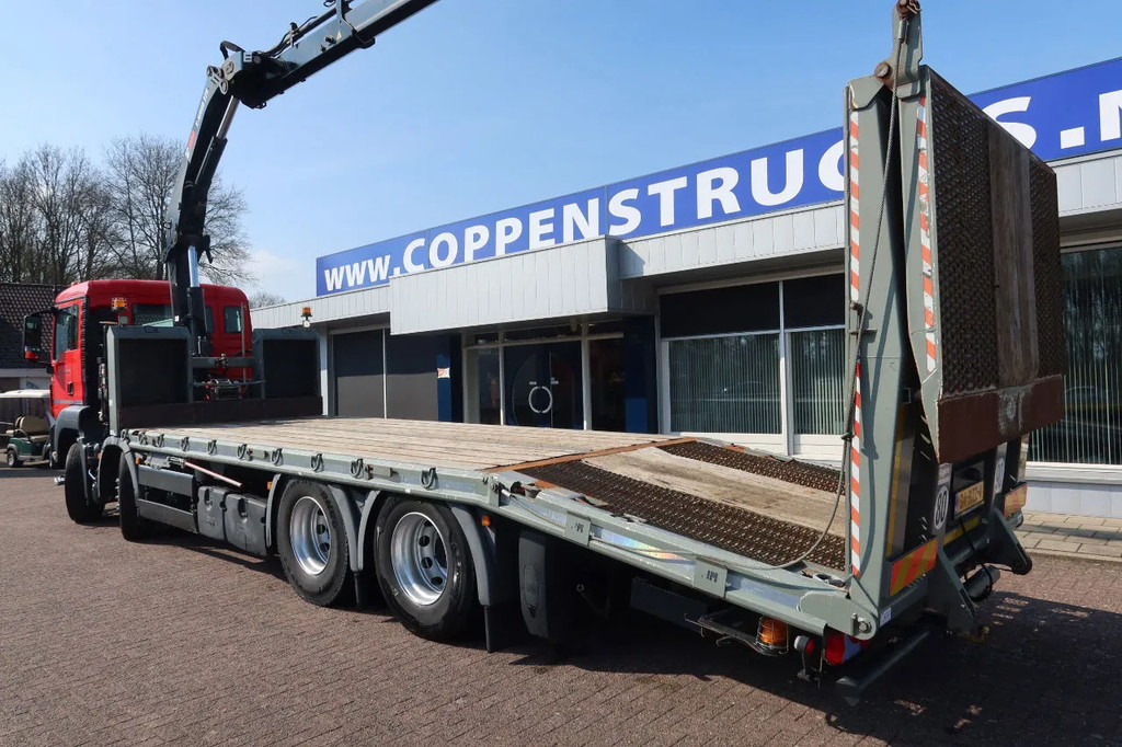 MAN TGS 35.360 8X2 Euro 6 Oprijwagen + HIAB 228 E 3 kraan. Radio grafisch + winch 17