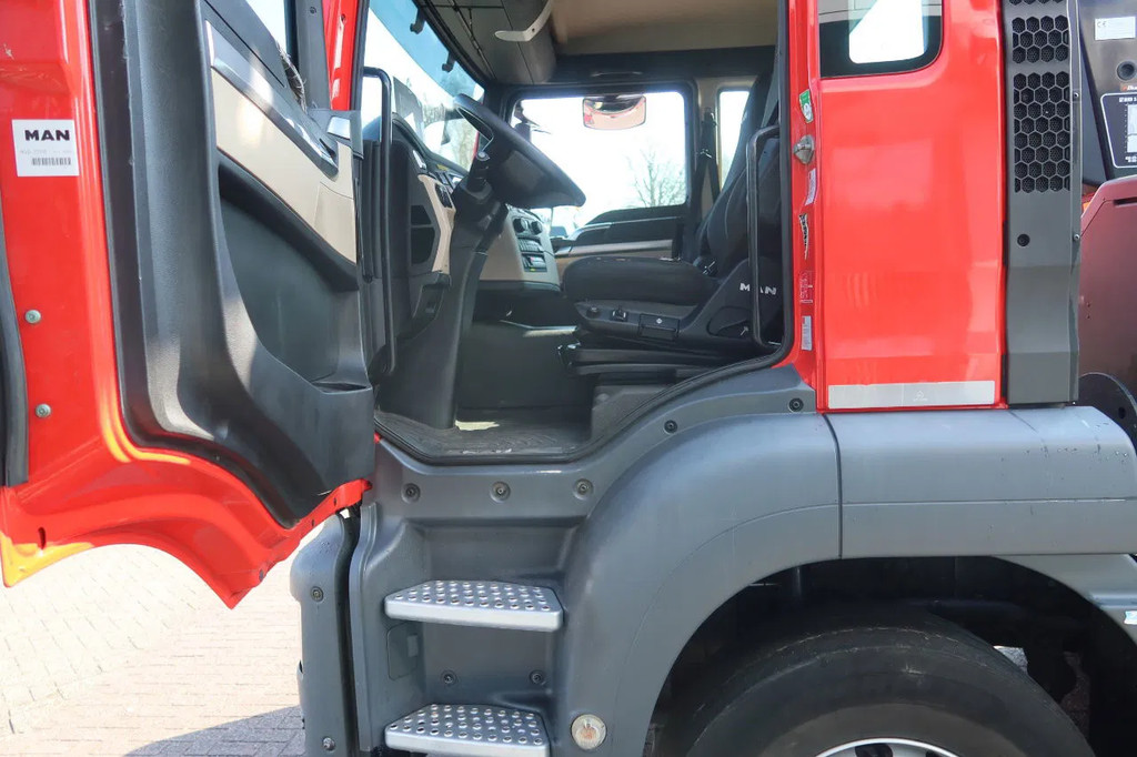 MAN TGS 35.360 8X2 Euro 6 Oprijwagen + HIAB 228 E 3 kraan. Radio grafisch + winch 9