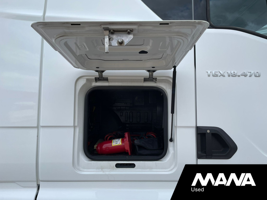 MAN TGX 18.470 4X2 BL GM cabine Retarder Standkachel Clang / Rema 2x Tank 11