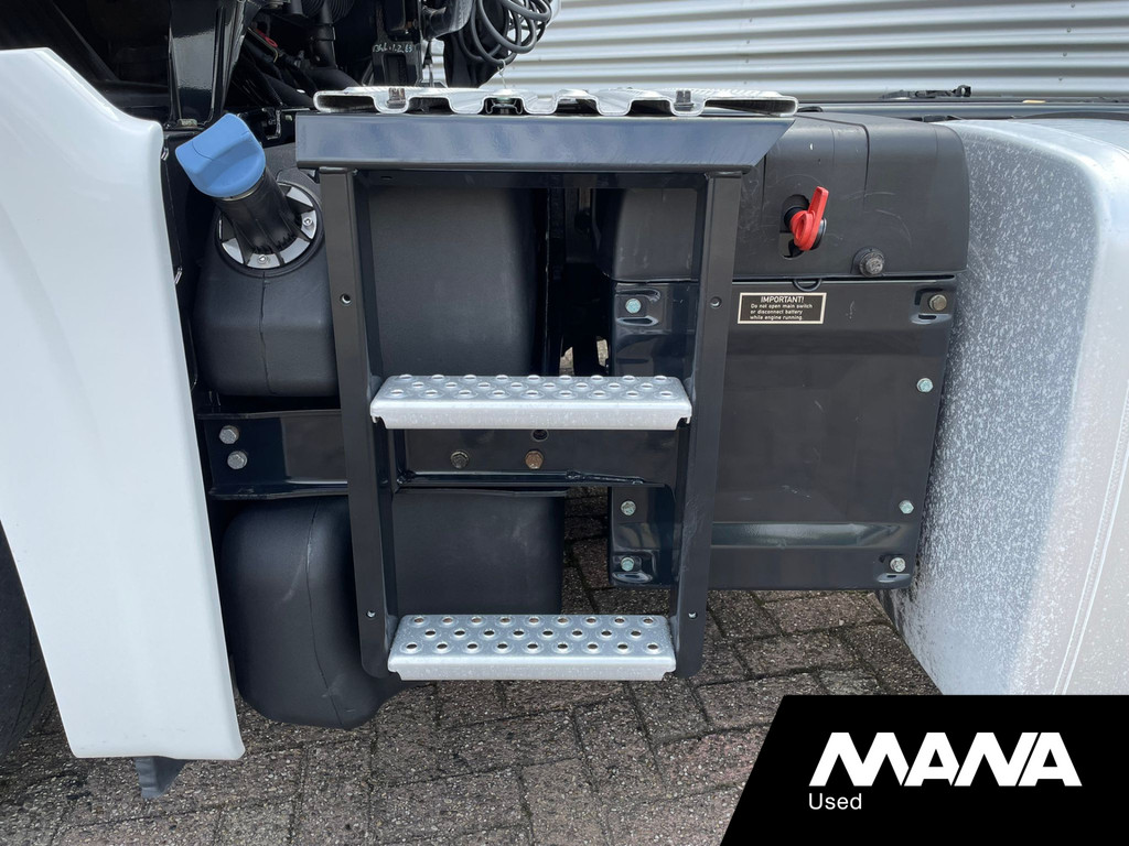 MAN TGX 18.470 4X2 BL GM cabine Retarder Standkachel Clang / Rema 2x Tank 8