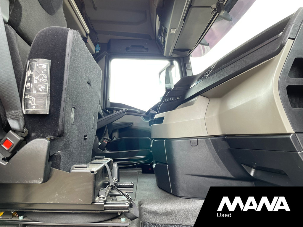 MAN TGX 18.470 4X2 BL GM cabine Retarder Standkachel Clang / Rema 2x Tank 9