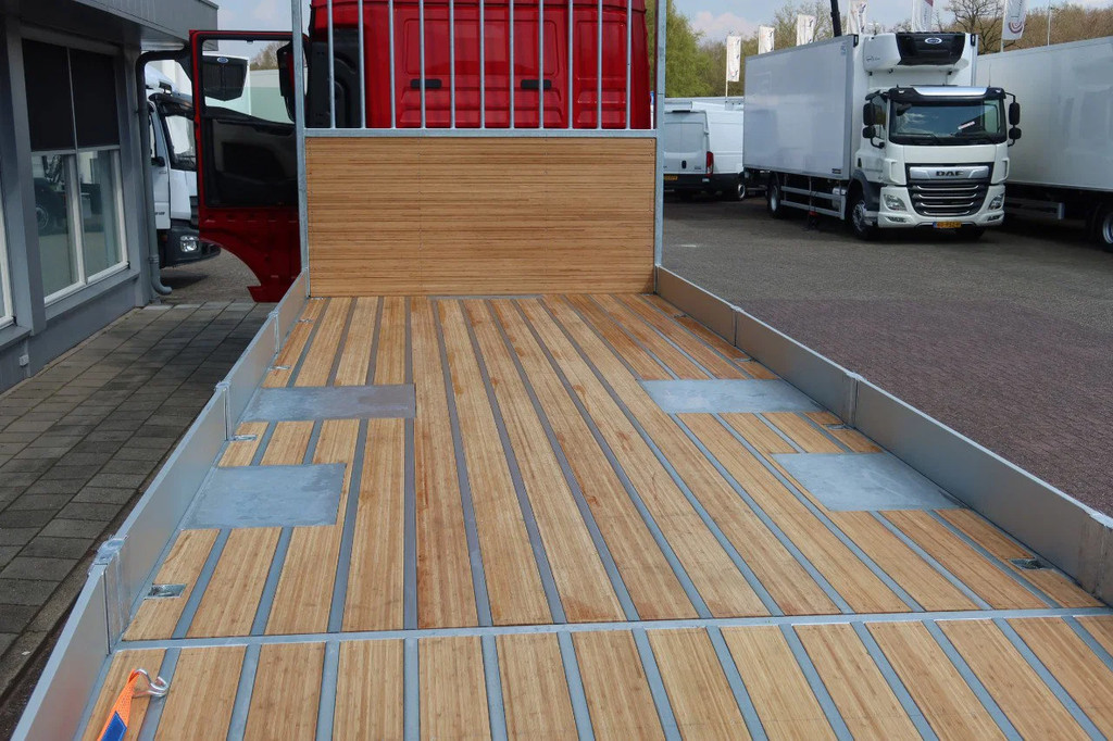 MAN TGX Oprijwagen Full air 6x2 20
