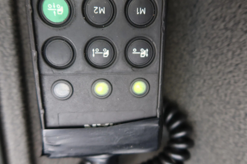 MAN TGX 18 .340 4x2 Full air Chassis, twist locks 12