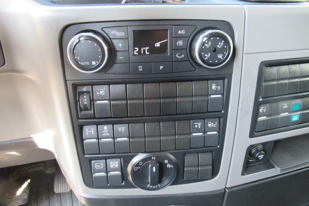 MAN TGX 26.460 Machine/auto transporter XLX Intarder 7