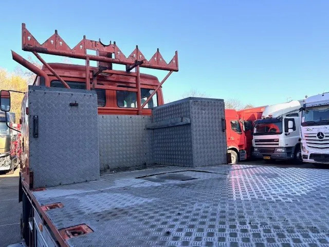 Mercedes-Benz 1922 AK 4x4 V6 WITH ONLY 128.500 KM!! AND HMF 1003K2 CRANE (MANUAL GEARBOX / FULL STEEL SUSPENSION / REDUCTION AXLE / P.T.O. / ETC.) 14