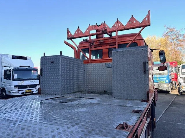 Mercedes-Benz 1922 AK 4x4 V6 WITH ONLY 128.500 KM!! AND HMF 1003K2 CRANE (MANUAL GEARBOX / FULL STEEL SUSPENSION / REDUCTION AXLE / P.T.O. / ETC.) 15