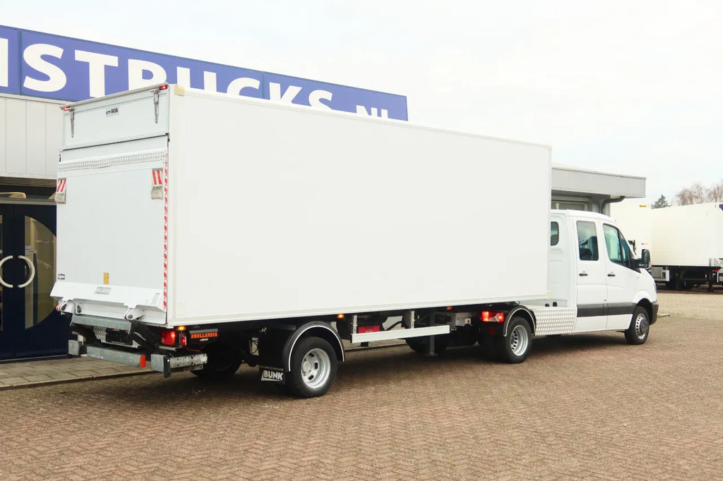 Mercedes-Benz 519 CDI V6 Motor 519 CDI V6 Motor + B.E Trailer 12