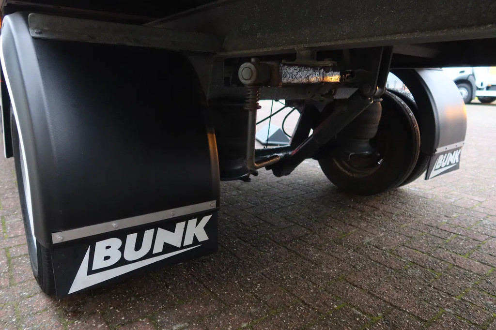 Mercedes-Benz 519 CDI V6 Motor 519 CDI V6 Motor + B.E Trailer 9