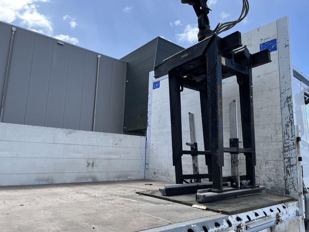 Mercedes-Benz ANTOS 2546 6X2 Bouwstoffenauto / Open laadbak vv KRAAN MKG HLK 221-3 met Stenenklem 11