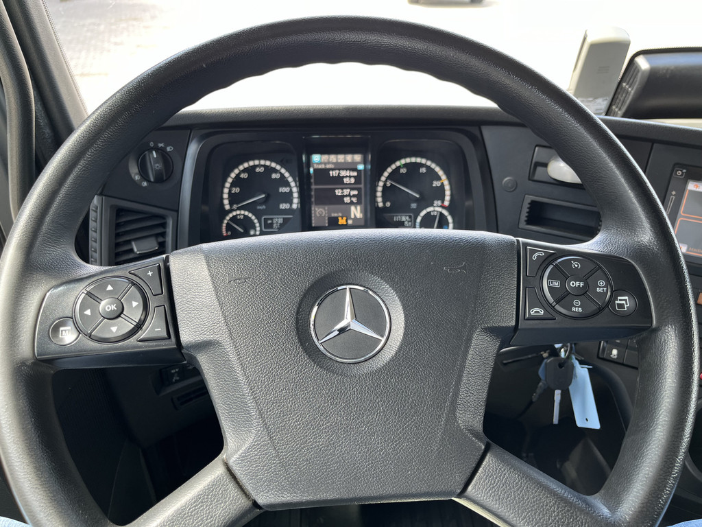 Mercedes-Benz ANTOS 2546 6X2 Bouwstoffenauto / Open laadbak vv KRAAN MKG HLK 221-3 met Stenenklem 16