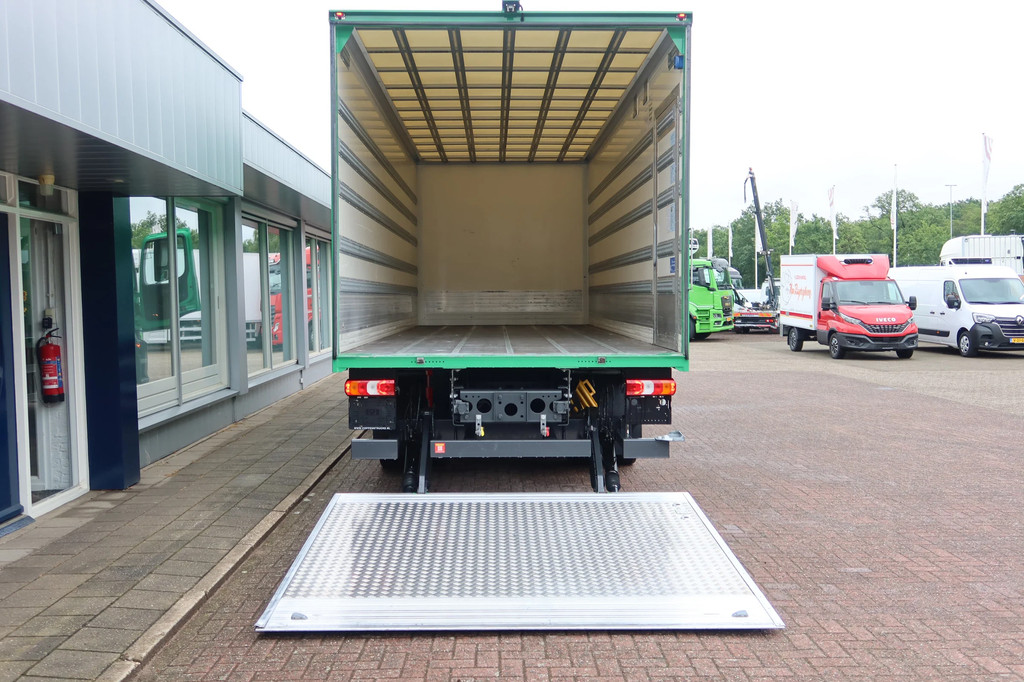 Mercedes-Benz Actros 1824 L Bakwagen + Laadklep 2000 kg 13
