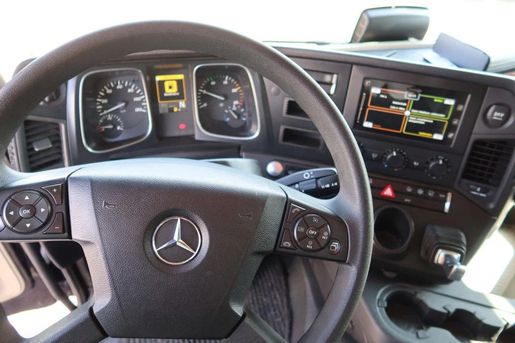 Mercedes-Benz Actros 1840 4x2 Groenewold auto-transporter, 9 cars 9