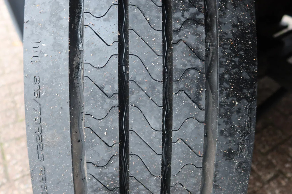 Mercedes-Benz Actros 1924 L Bak + Dhollandia klep 2000 KG + extra accu set. 10