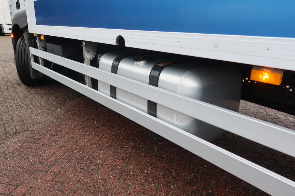 Mercedes-Benz Actros 1924 L Bak + Dhollandia klep 2000 KG + extra accu set. 8