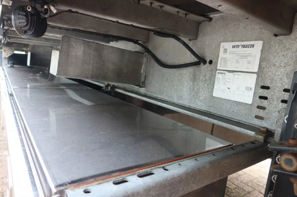 Mercedes-Benz Actros 2133 L Trekker + Hiab Kraan met City Trailer: OT-92-VD 15