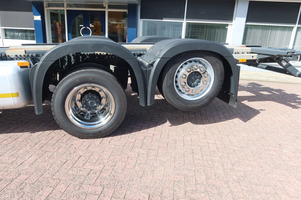 Mercedes-Benz Actros 2642 LL Chassis Cabine Giga space 16