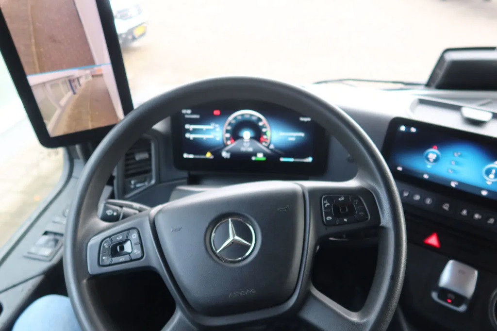 Mercedes-Benz Actros 1830 Bak + Dhollandia klep 2000 KG + rolstops. 21