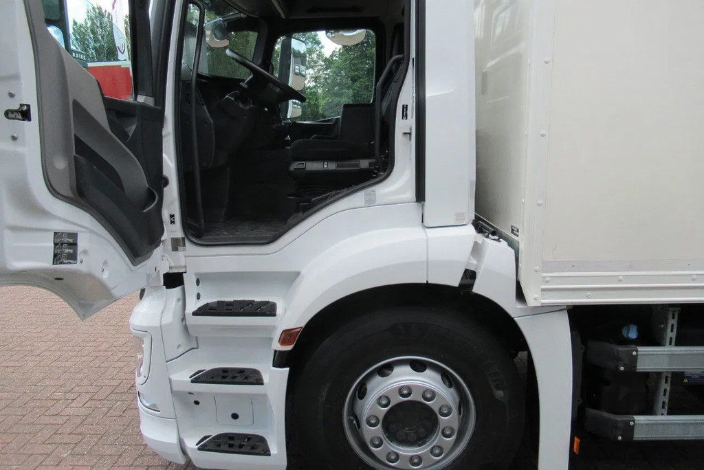 Mercedes-Benz Actros 1832 1832 LL 4x2 10