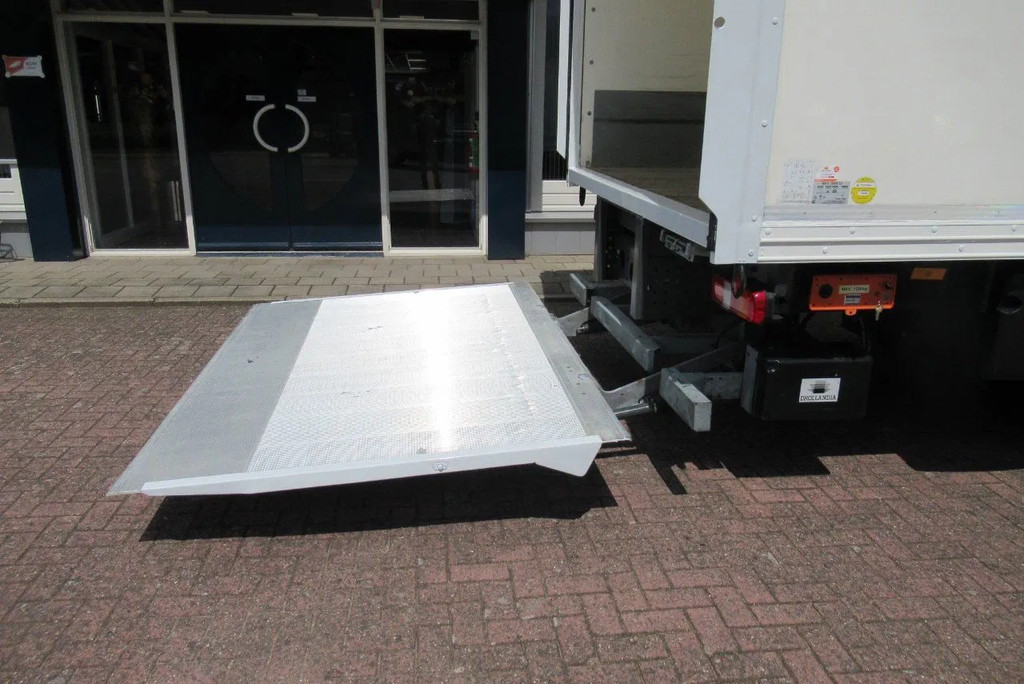 Mercedes-Benz Actros 1832 1832 LL 4x2 12