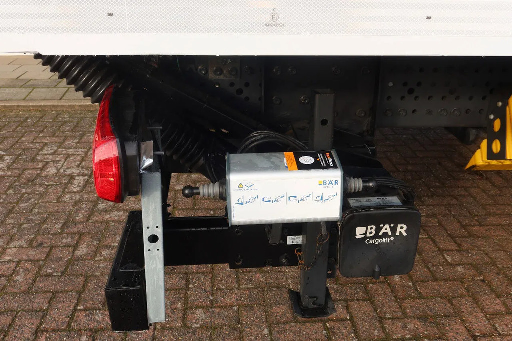 Mercedes-Benz Actros 1840 L Bkawagen+ BAR klep 2.000kg met Gesioleerde bak 13