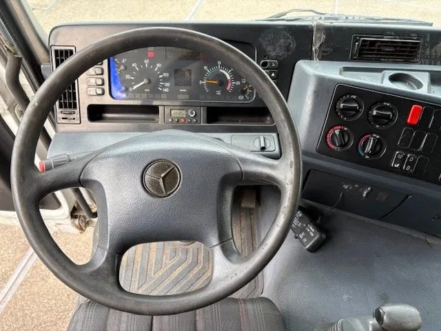 Mercedes-Benz Actros 1840 LS (MP1) (EPS WITH CLUTCH (3 PEDALS) / RETARDER / ROOF SPOILER / ETC.) 7