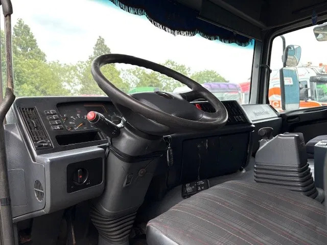 Mercedes-Benz Actros 1840 LS (MP1) (EPS WITH CLUTCH (3 PEDALS) / RETARDER / ROOF SPOILER / ETC.) 8