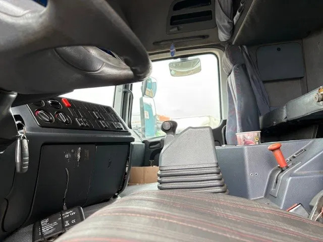 Mercedes-Benz Actros 1840 LS (MP1) (EPS WITH CLUTCH (3 PEDALS) / RETARDER / ROOF SPOILER / ETC.) 9