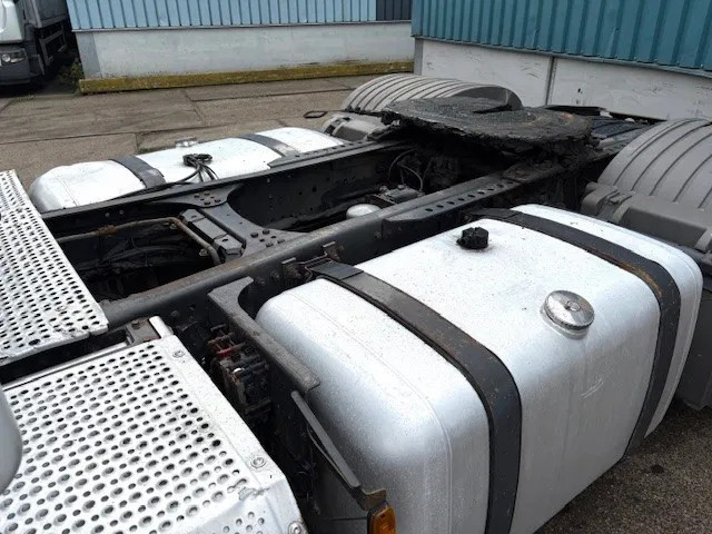 Mercedes-Benz Actros 1844 LS (MP2) (TELLIGENT AUTOMATIC / AIRCONDITIONING / 2x DIESELTANK / EURO 5) 12